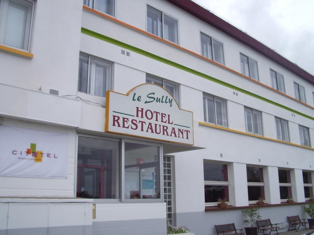 Hotel Le Sully La Roche Sur Yon Exteriör bild